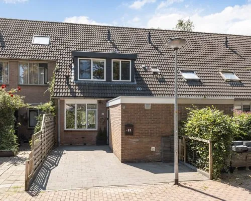 Tussenwoning te koop: Wildforster 89, Rootselaar-Oost Barneveld