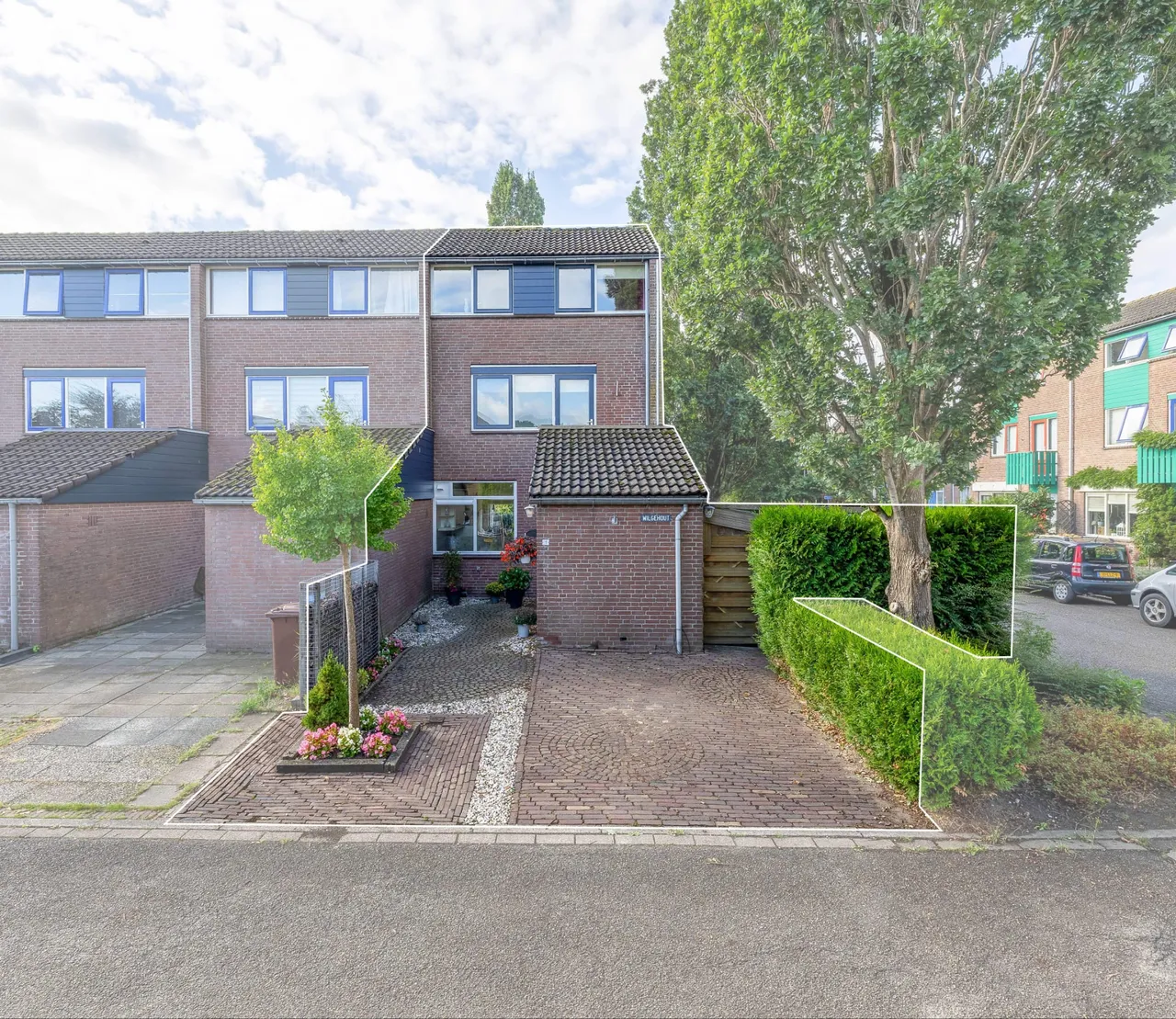 Hoekwoning te koop: Wilgehout 1, Boskoop
