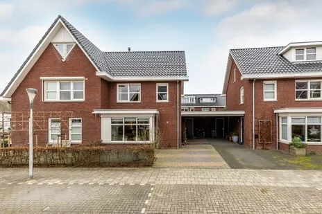 Tussenwoning te koop: Wilgenblad 10, Oostvoorne Oostvoorne