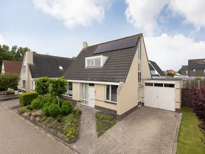 Vrijstaande woning te koop: Wilgenburg 4, Bolsward-Noordoost Bolsward