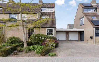 Tussenwoning te koop: Wilgenlaan 21, Zeshoeven Udenhout