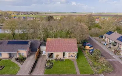 Vrijstaande woning te koop: Wilgenlaan 25, Wieringerwaard (woonkern) Wieringerwaard