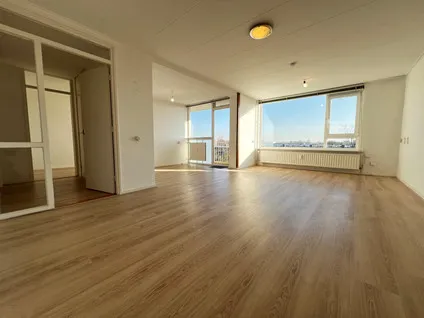 Huurwoning: Wilgenplaslaan 388 in Rotterdam - €1.750 per maand - 75m²