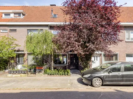 Tussenwoning te koop: Wilgenroosstraat 9, Kerstroosplein Eindhoven