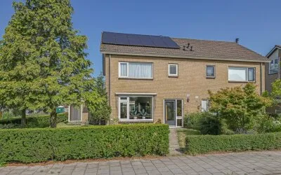 Twee-onder-één-kap te koop: Wilgenstraat 1, t Zand-Tabakshof Huissen