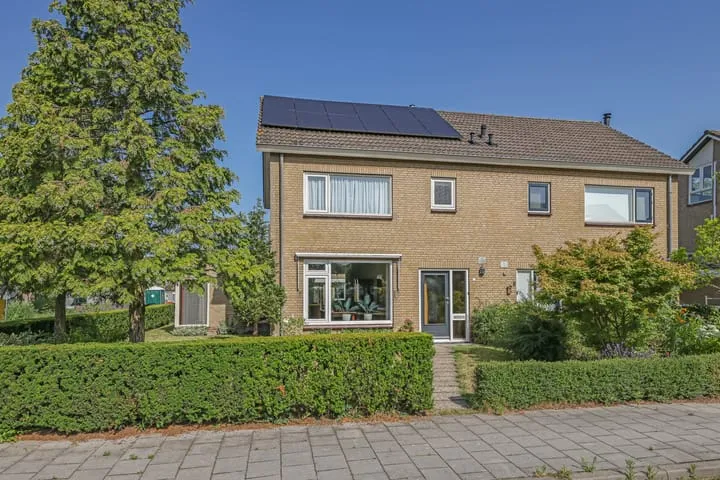 Semi-detached for sale: Wilgenstraat 1, t Zand-Tabakshof Huissen