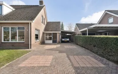 Twee-onder-één-kap te koop: Wilgenstraat 18, Dalen Dalen