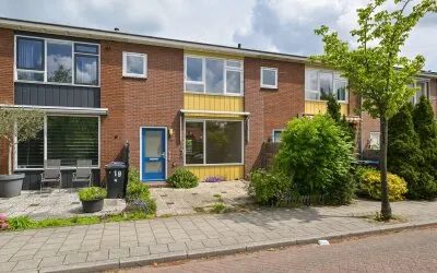 Tussenwoning te koop: Wilgenstraat 18, Bomenbuurt Zaandam