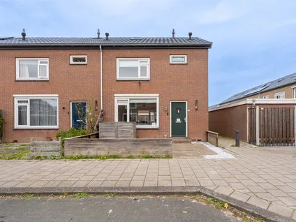 Hoekwoning te koop: Wilgenstraat 23, Groenewoud-Huur Spijkenisse