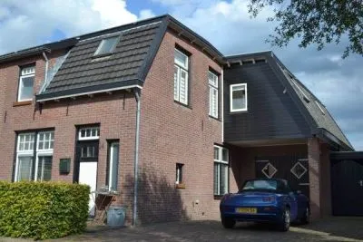 Twee-onder-één-kap te koop: Wilgenweg 14, Tichelwerk Hengelo