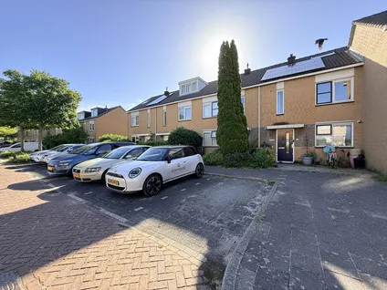 Tussenwoning te huur: Wilhelmina Druckerlaan 22, Betsy Perkbuurt Amstelveen