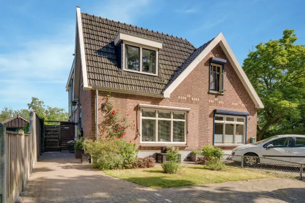 Twee-onder-één-kap te koop: Wilhelminadwarsweg 6A, Prinsessenwijk Nijverdal