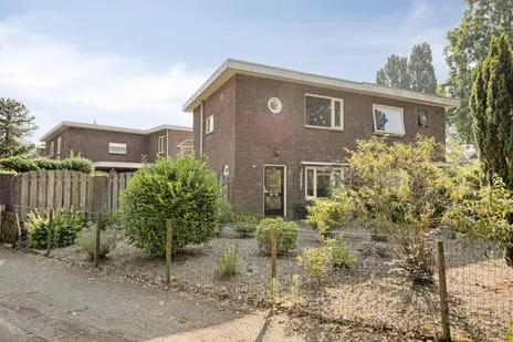 Semi-detached for sale: Wilhelminakanaalstraat 1, Batadorp Best