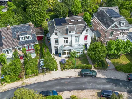 Twee-onder-één-kap te koop: Wilhelminalaan 31, Beerschoten-Oostbroek De Bilt