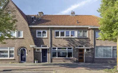 Tussenwoning te koop: Wilhelminalaan 4, Brunnepe Kampen