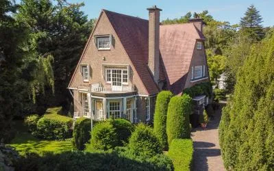 Vrijstaande woning te koop: Wilhelminaplein 3, De Kieviet Wassenaar