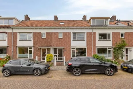 Tussenwoning te koop: Wilhelminasingel 27, Pijnacker-Centrum/Dorp Pijnacker