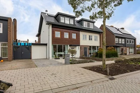 Tussenwoning te koop: Wilhelminastraat 13, Middelrode Berlicum