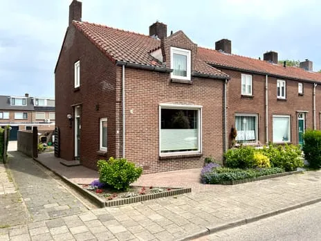 Hoekwoning te koop: Wilhelminastraat 14, Montfoort Montfoort