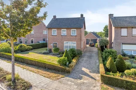 Detached house for sale: Wilhelminastraat 16, Mariahout Mariahout