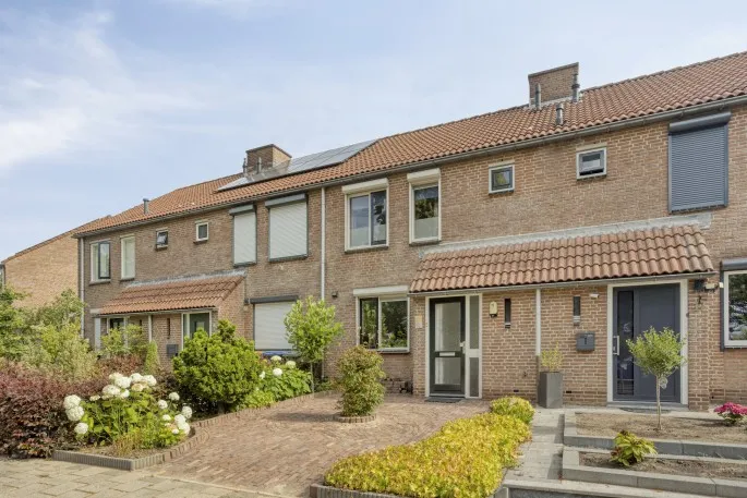Tussenwoning te koop: Wilhelminastraat 19, Oranjebuurt Druten