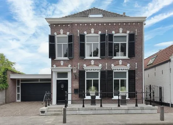 Vrijstaande woning te koop: Wilhelminastraat 38, Fijnaart Fijnaart
