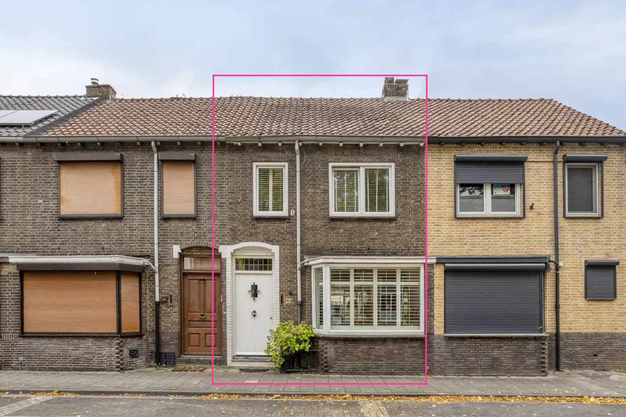 Tussenwoning te koop: Wilhelminastraat 4, Geleen