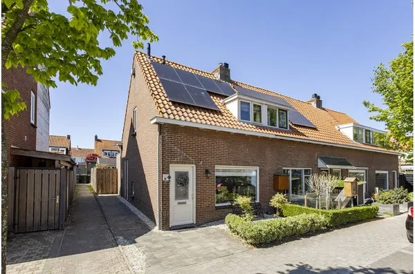 Hoekwoning te koop: Wilhelminastraat 43, Giessendam Over 't Spoor Hardinxveld-Giessendam