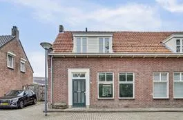 Twee-onder-één-kap te koop: Wilhelminastraat 7, Kern Ulicoten Ulicoten