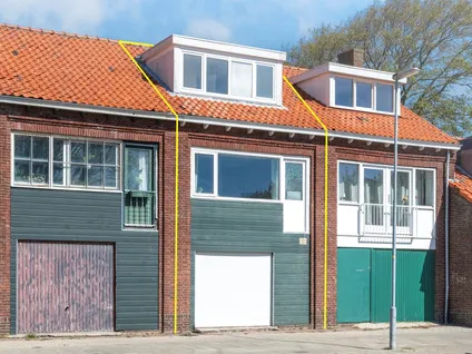 Tussenwoning te koop: Wilhelminastraat 88, Van Galenbuurt Den Helder