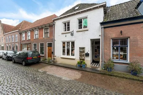 Tussenwoning te koop: Wilhelminastraat 9, Megen Megen