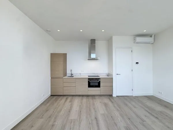 Woning te huur: Wilhelminastraat, Cremerbuurt-West Amsterdam