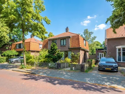 Twee-onder-één-kap te koop: Wilhelminaweg 9, Doorn-Centrum Doorn