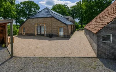 Vrijstaande woning te koop: Wilhelmsweg 72, Verspreide huizen Emmen Emmen