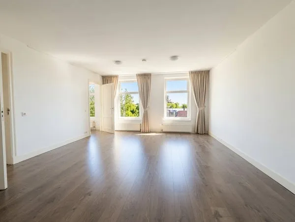 Studio te huur: Willebrordusplein 20J, Liskwartier Rotterdam