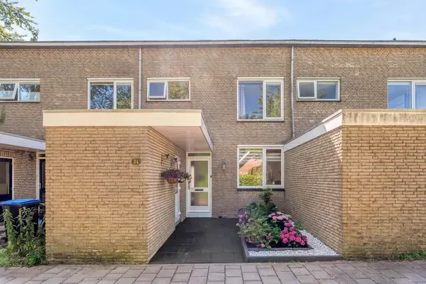 Tussenwoning te koop: Willem-Alexanderplantsoen 34, Oranjewijk 2 Barendrecht