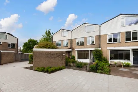 Tussenwoning te koop: Willem-Alexanderplantsoen 65, Oranjewijk 2 Barendrecht
