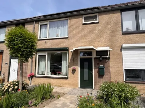 Terraced house for sale: Willem Barentszstraat 12, Katspolder Terneuzen