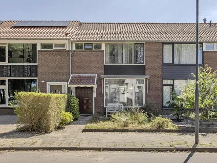 Tussenwoning te koop: Willem de Bruynstraat 6, Geeren-noord Breda