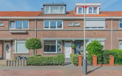 Tussenwoning te koop: Willem de Clercqstraat 23, Laakkwartier-West 'S-Gravenhage