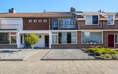 Tussenwoning te koop: Willem de Zwijgerlaan 20, Staatsliedenbuurt Kaatsheuvel