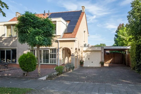Hoekwoning te koop: Willem de Zwijgerlaan 5, Dodewaard
