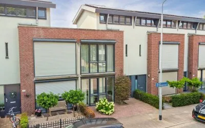 Tussenwoning te koop: Willem de Zwijgerstraat 135, Zonneveld Venlo