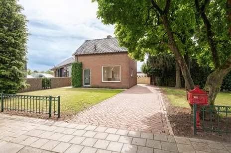 Vrijstaande woning te koop: Willem de Zwijgerweg 103, Verspreide huizen Oostzijde Geldermalsen