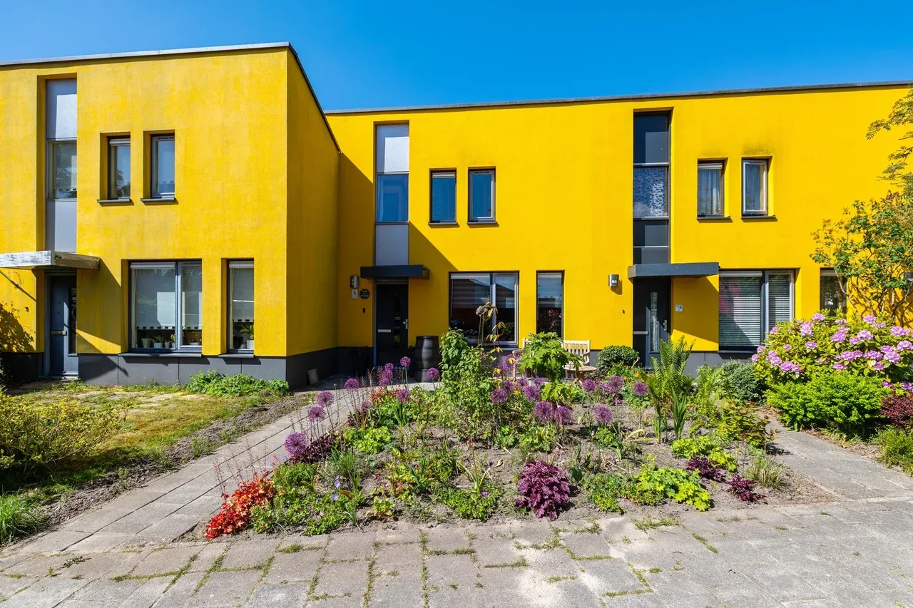 Tussenwoning te koop: Willem Dreeslaan 5, Marum
