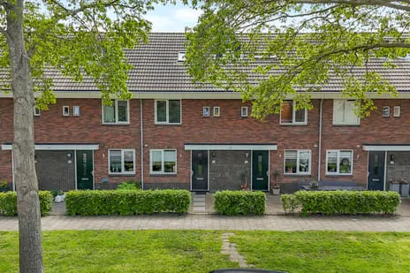 Tussenwoning te koop: Willem 't Hartstraat 21, t Zand-Noordoost 'T Zand