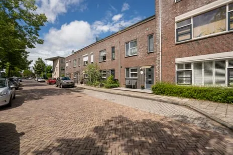 Tussenwoning te koop: Willem van Arkellaan 2, Haarwijk West Gorinchem
