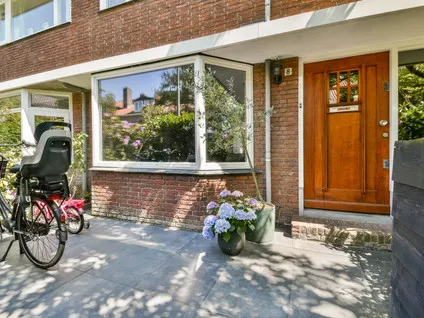 Tussenwoning te koop: Willem Van Beijerenlaan 8, Randwijck West Amstelveen