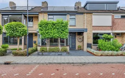 Tussenwoning te koop: Willem van Oranjestraat 28, Oud-West Oosterhout