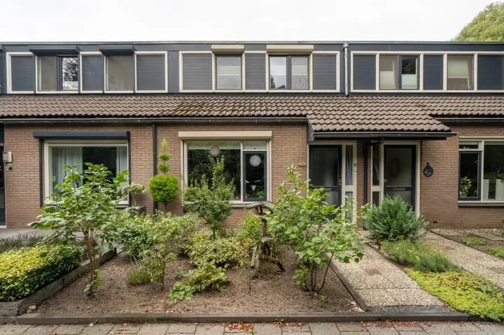 Tussenwoning te koop: Willem van Oranjestraat 88, Vegtelarij Epe